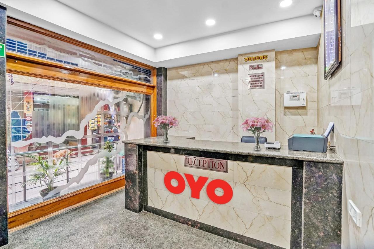 Oyo 88326 Hotel Cloud 9 New Delhi Exterior foto
